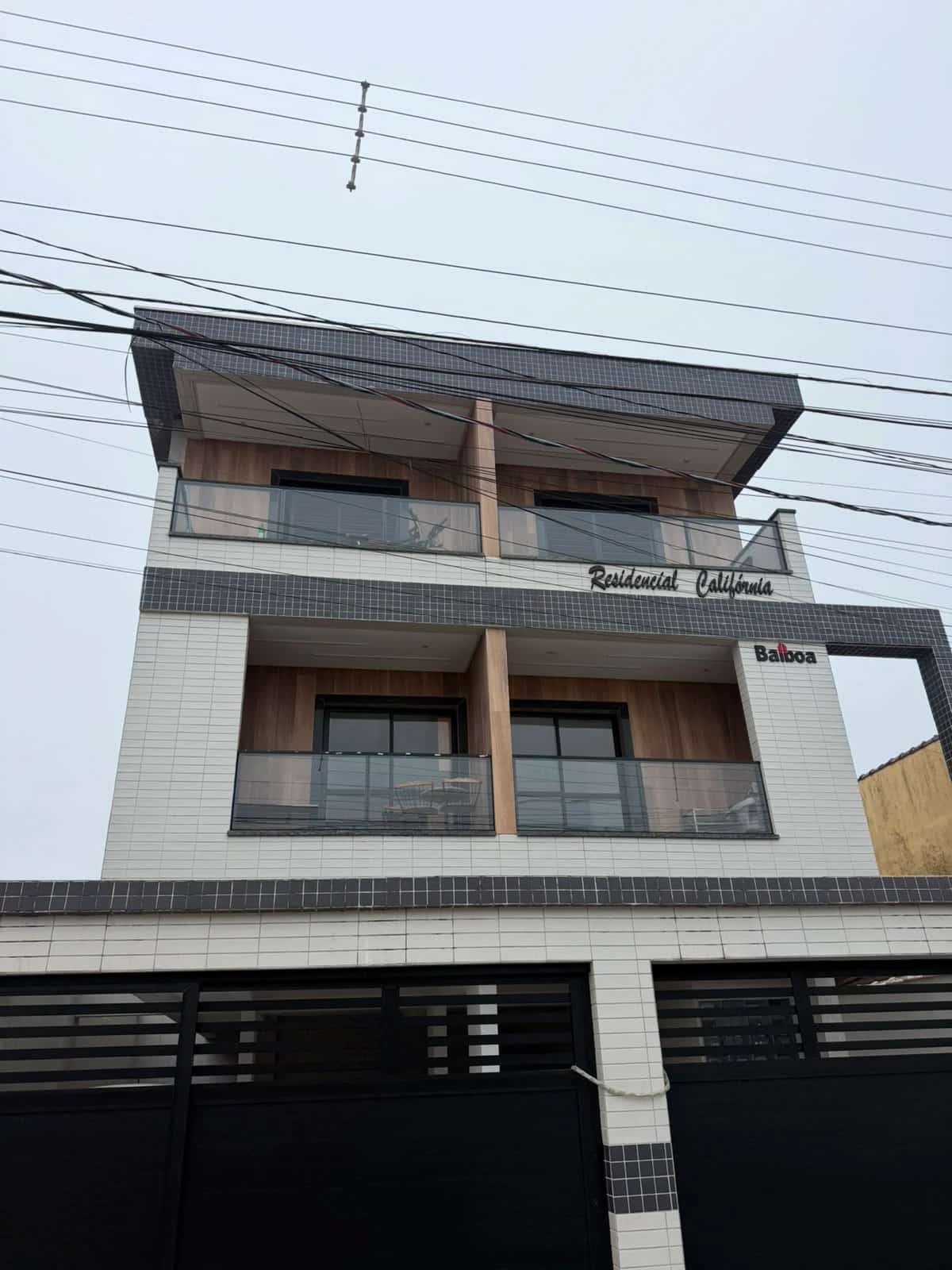REPASSE DE FINANCIAMENTO VILA CAIÇARA DUPLEX COM 2 SACADAS FRENTE RUA